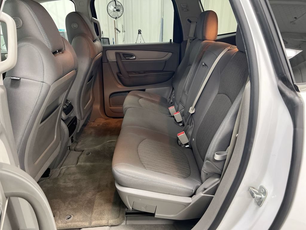 Used 2017 Chevrolet Traverse LT AWD/4WD image 22