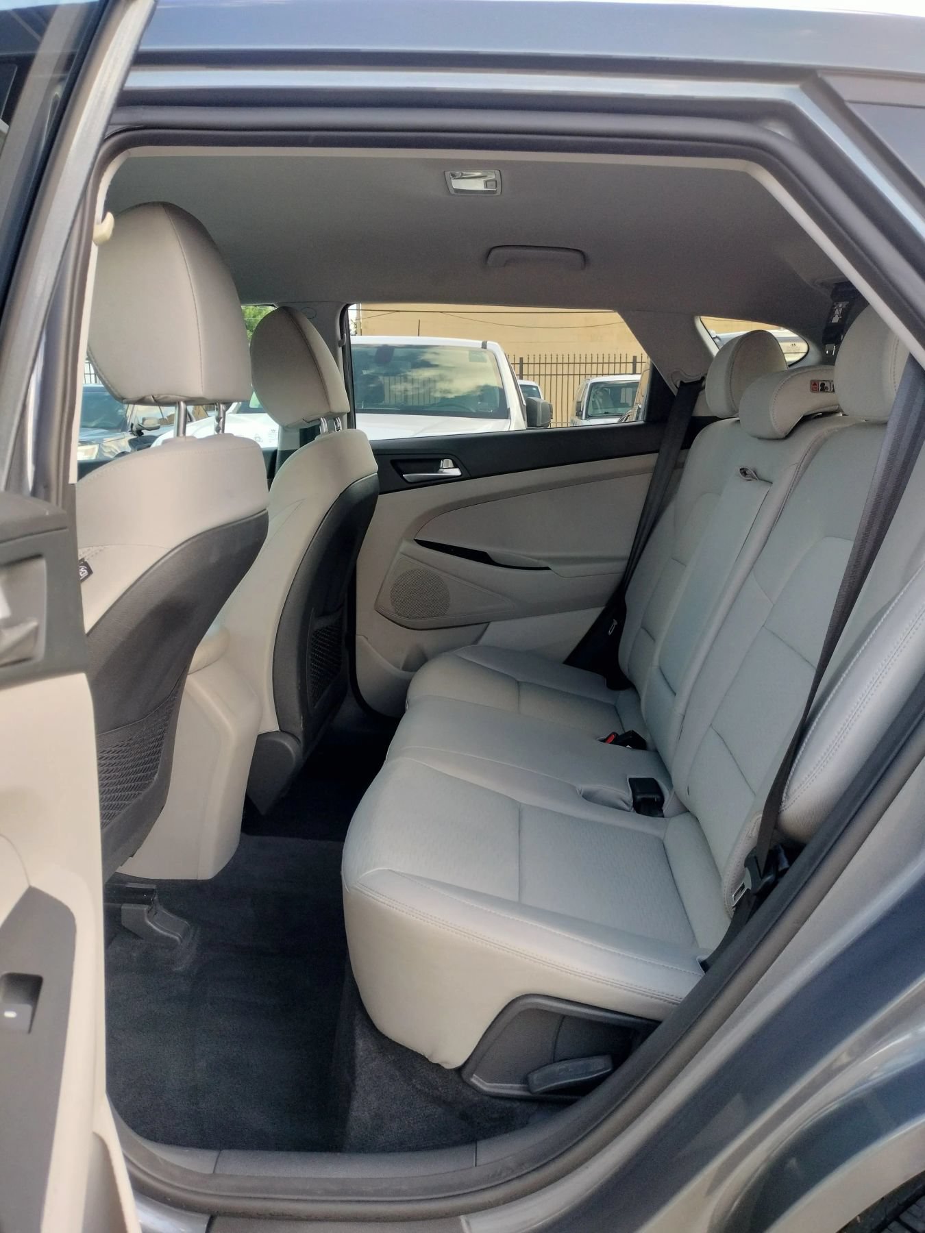 Used 2021 Hyundai Tucson SE FWD image 29