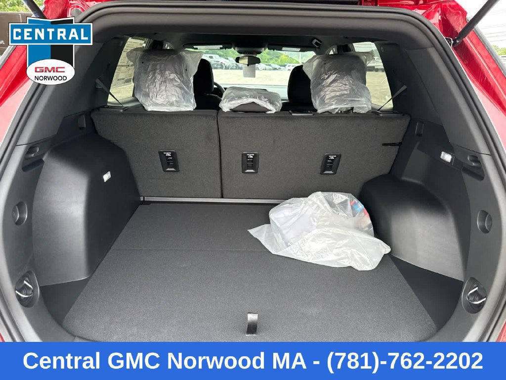 New 2027 GMC Terrain Elevation w/ LPO, Floor Liner Package AWD/4WD image 12