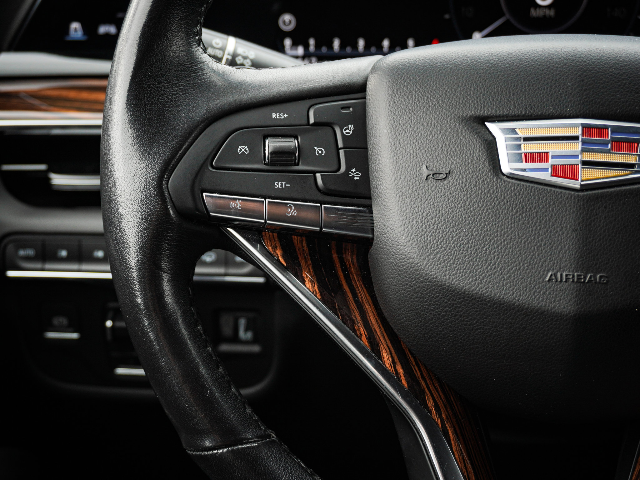 Used 2021 Cadillac Escalade Premium Luxury w/ Driver Assist Tech Package image 18