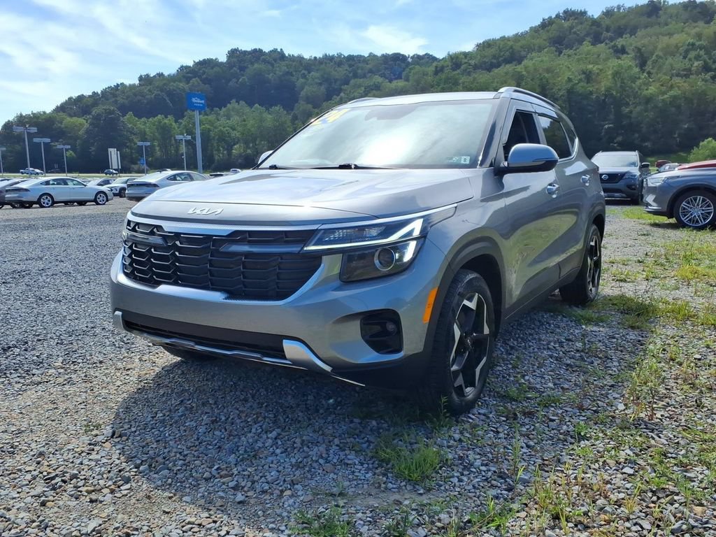Used 2024 Kia Seltos EX