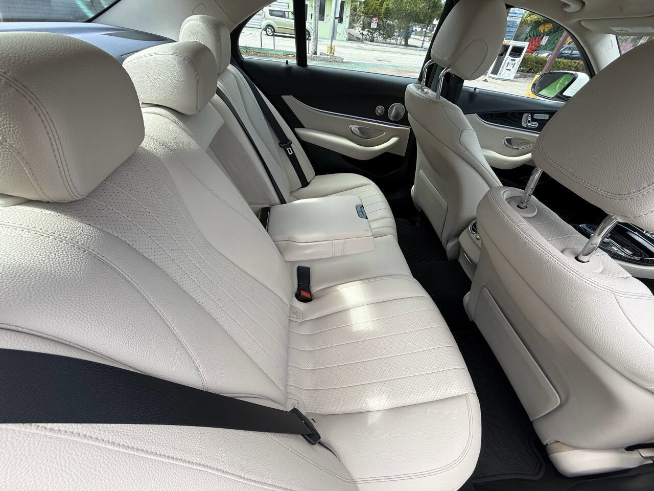 Used 2017 Mercedes-Benz E 300 4MATIC image 14