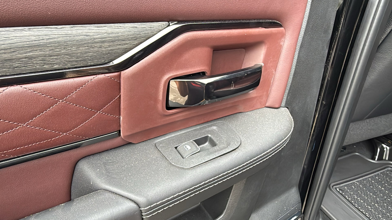 New 2025 RAM 2500 Limited AWD/4WD image 15
