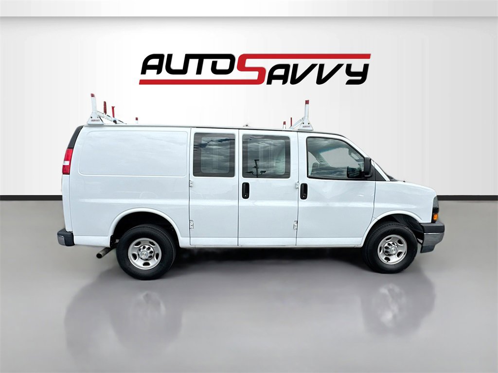 Used 2022 Chevrolet Express 2500 w/ Driver Convenience Package image 8