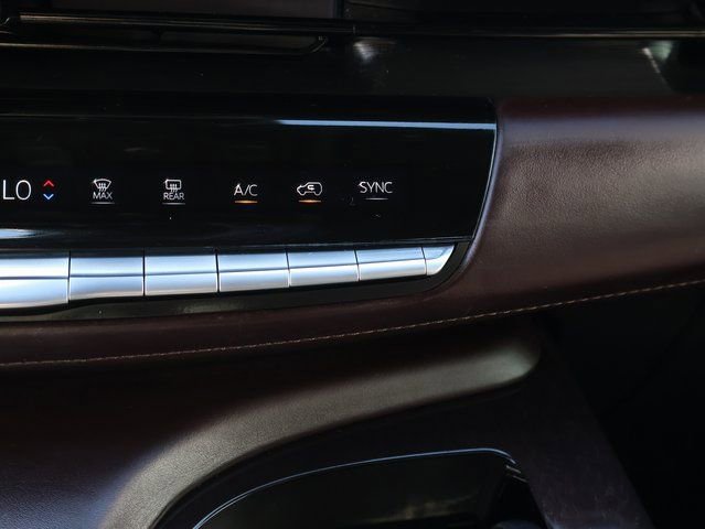 Certified 2021 Cadillac Escalade Sport Platinum image 37