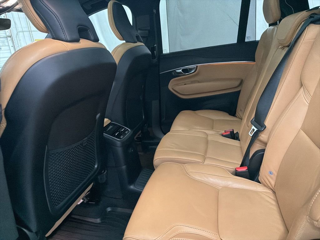 Used 2023 Volvo XC90 T8 Ultimate w/ Lounge Package AWD/4WD image 20