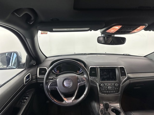 Used 2018 Jeep Grand Cherokee Limited image 20