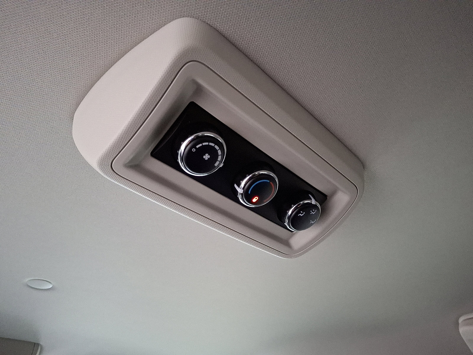 Used 2013 Dodge Grand Caravan SE image 13