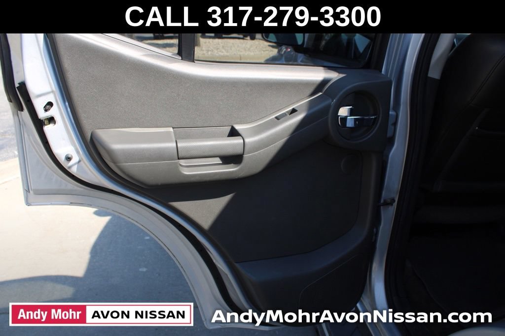 Used 2011 Nissan Xterra PRO-4X w/ Pro-4x Leather Pkg AWD/4WD image 25