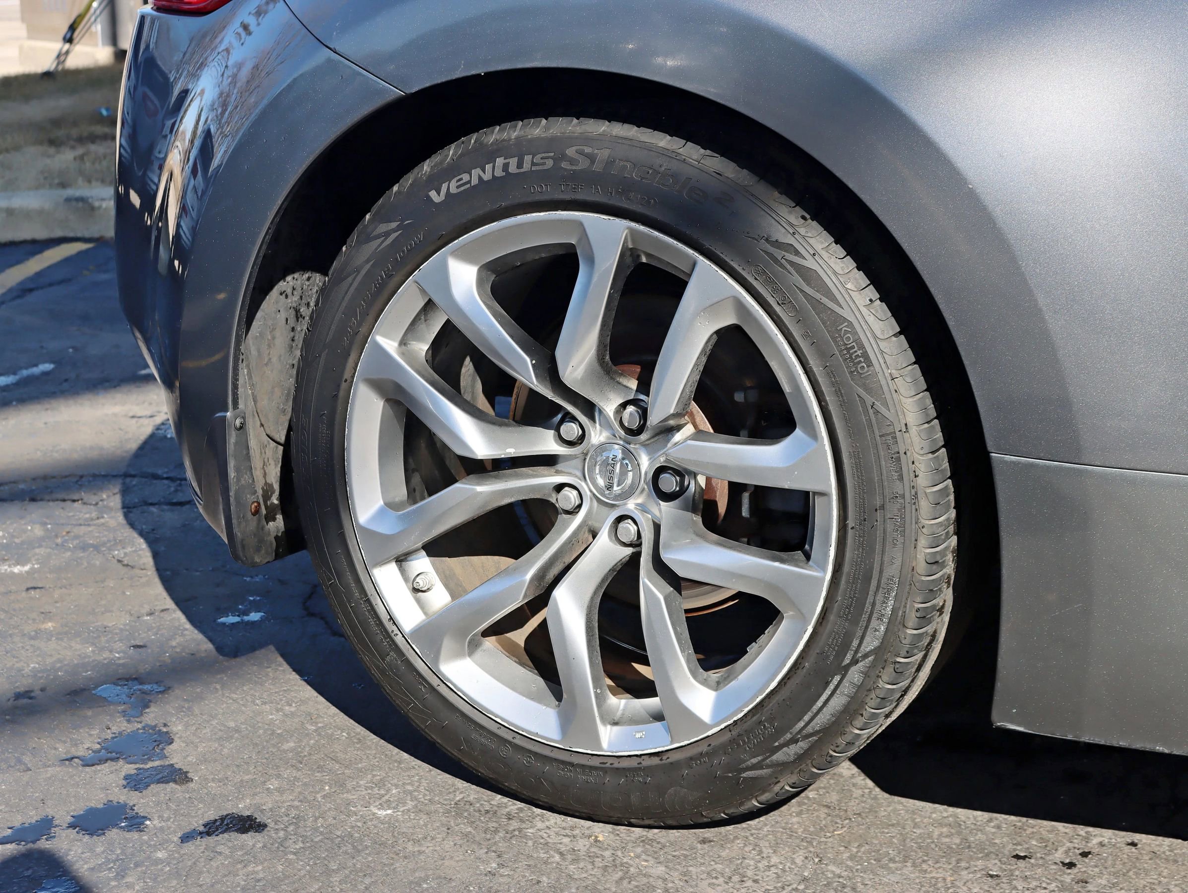 Used 2013 Nissan 370Z Touring RWD image 6