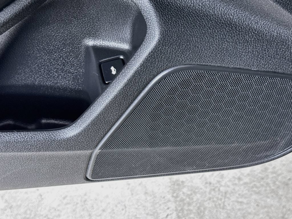 Used 2018 Honda Civic Touring image 22