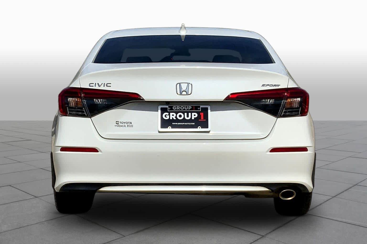 Used 2023 Honda Civic Sport image 5