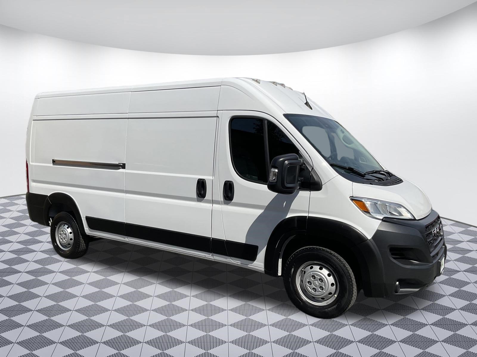 Used 2023 RAM ProMaster 2500 FWD image 1