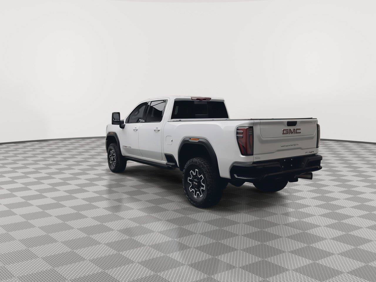 Used 2024 GMC Sierra 2500 AT4X AWD/4WD image 44