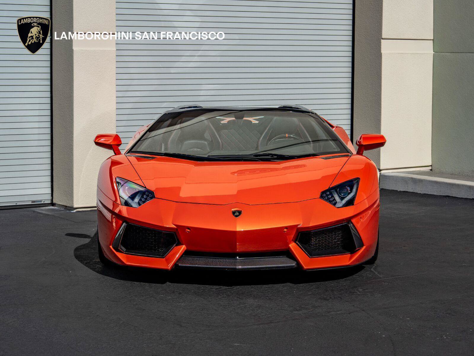 Used 2016 Lamborghini Aventador LP 700-4 AWD/4WD image 2