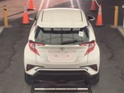 Used 2019 Toyota C-HR Limited image 5