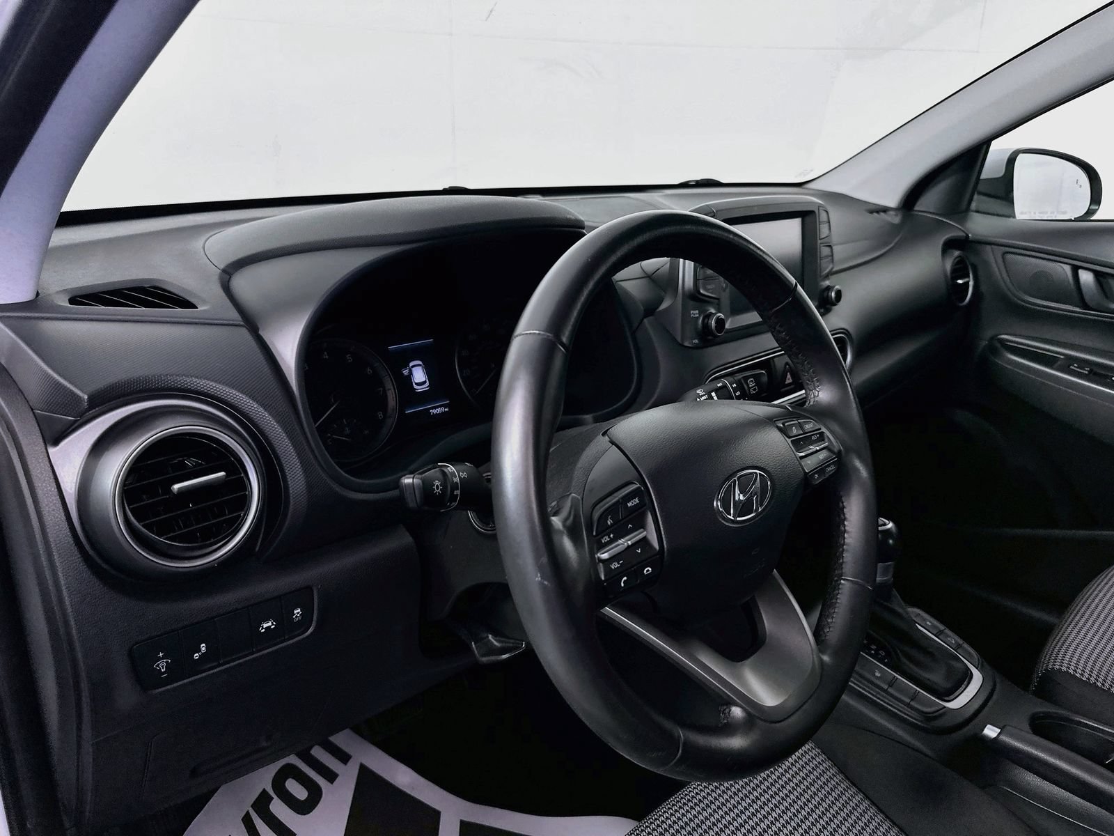 Used 2021 Hyundai Kona SEL FWD image 9