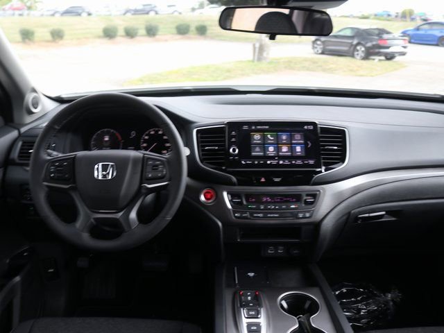New 2025 Honda Ridgeline Sport image 9