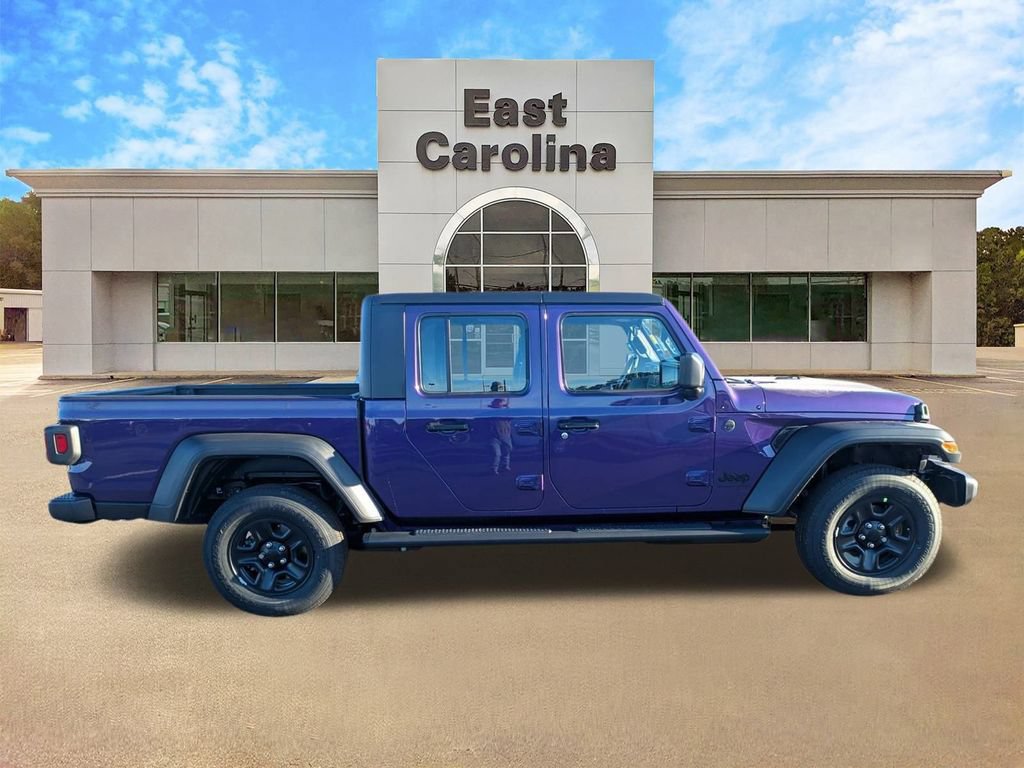 New 2026 Jeep Gladiator Sport AWD/4WD image 2