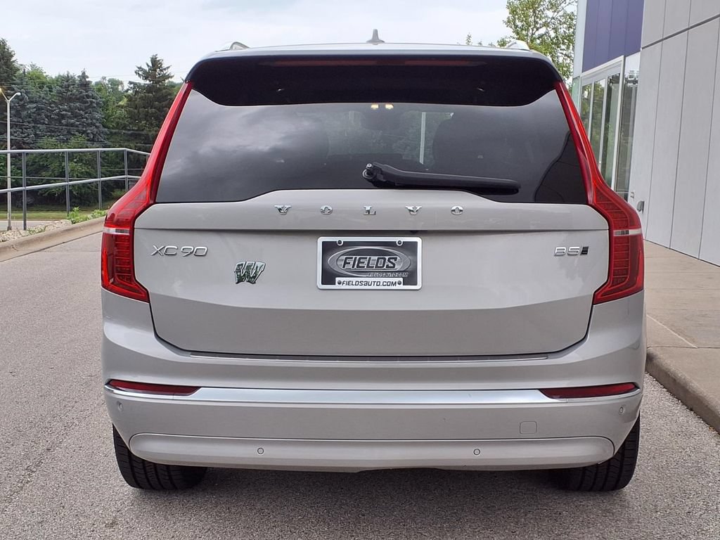 Certified 2023 Volvo XC90 B5 Plus w/ Protection Package AWD/4WD image 4