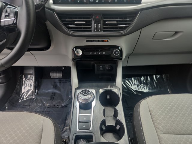 Used 2023 Ford Escape Active w/ Tech Pack #1 AWD/4WD image 11