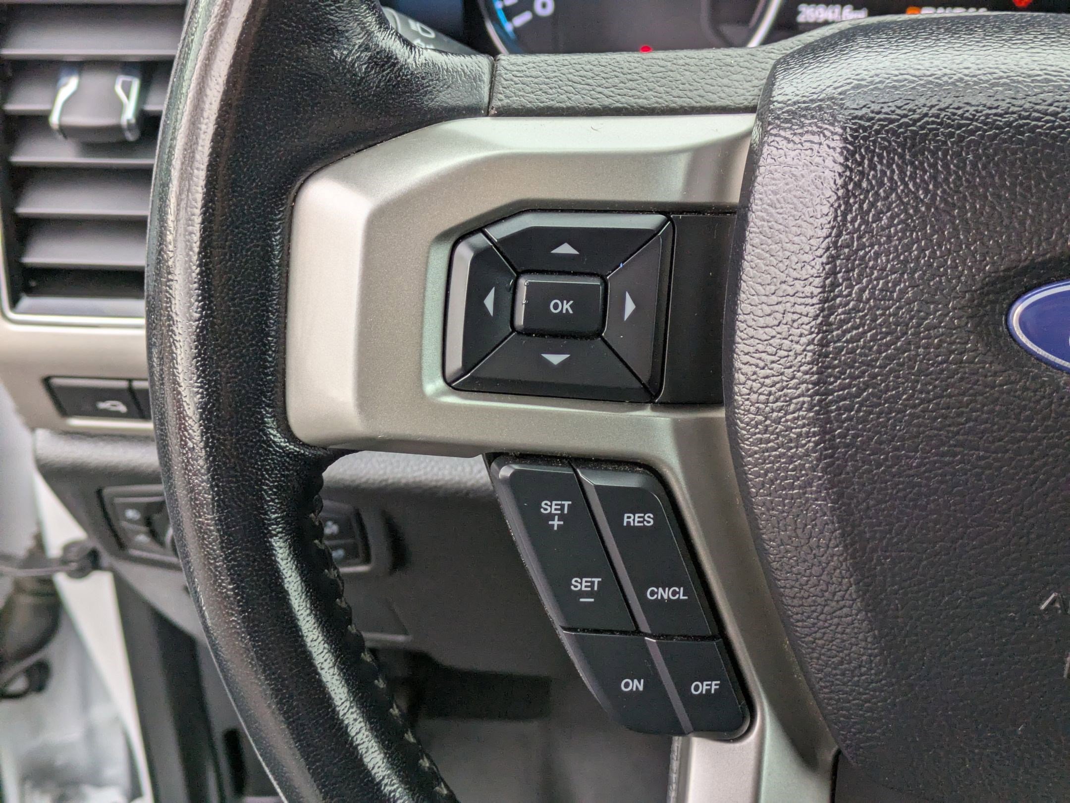 Used 2021 Ford F350 Lariat w/ Snow Plow/Camper Package image 19