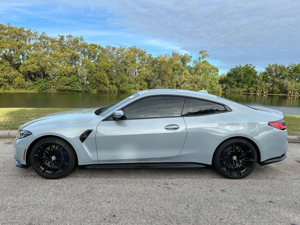 Used 2022 BMW M4 Coupe w/ Executive Package image 2