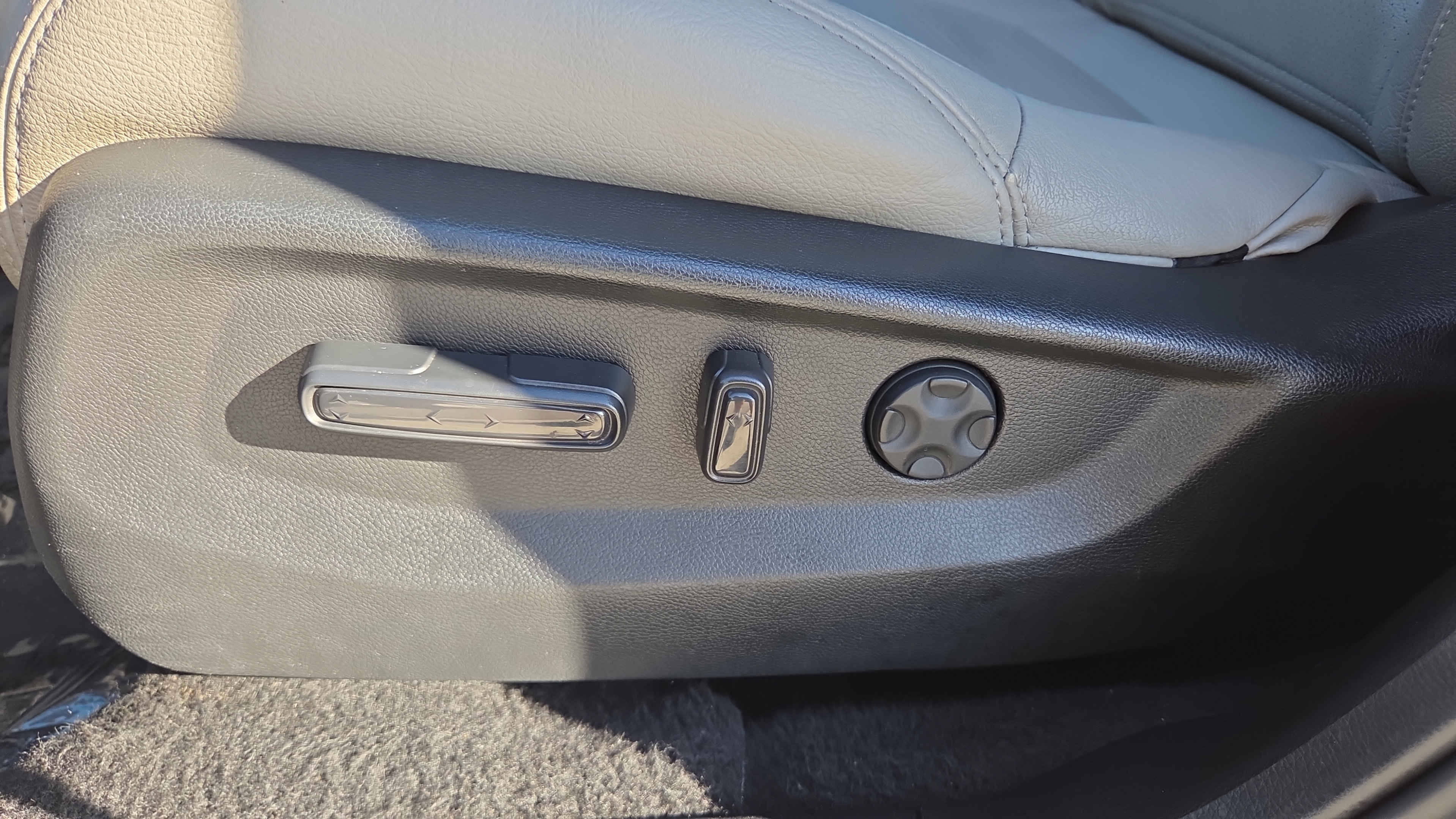 Used 2022 Honda CR-V EX image 10
