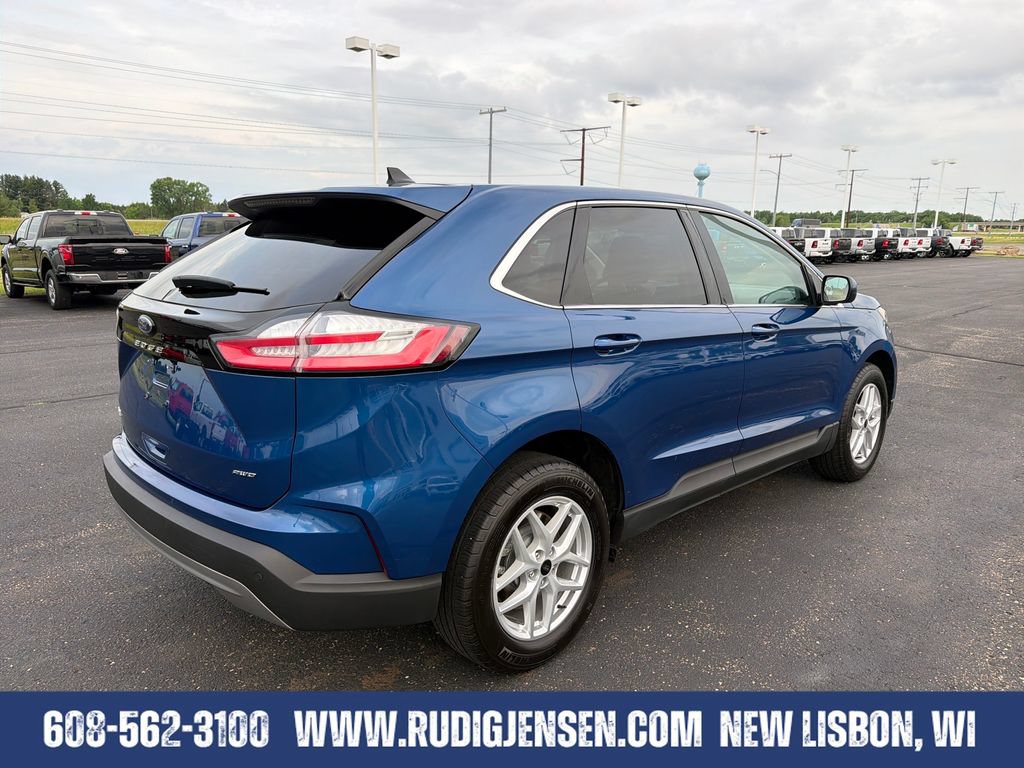 Used 2024 Ford Edge SEL w/ Convenience Package AWD/4WD image 5
