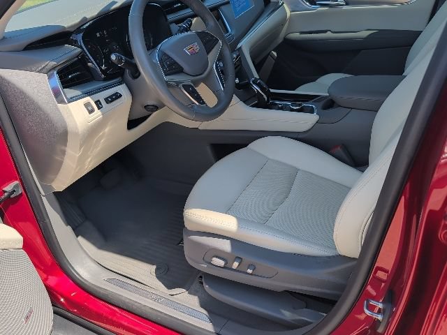 Used 2021 Cadillac XT5 Premium Luxury FWD image 17