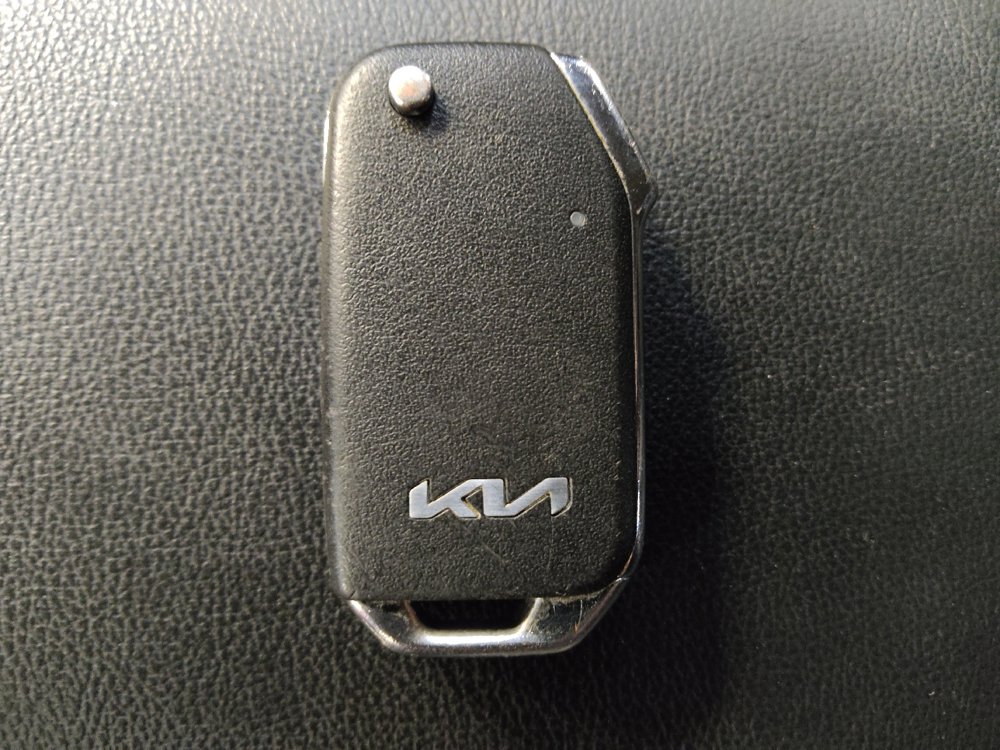 Used 2022 Kia Soul LX FWD image 32