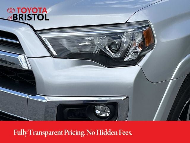 Used 2021 Toyota 4Runner Limited AWD/4WD image 10