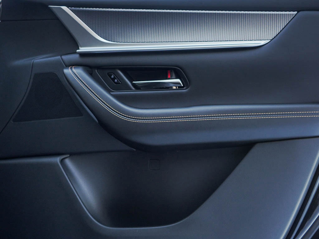 New 2026 MAZDA CX-90 Plug-In Hybrid w/ Premium Plus image 10