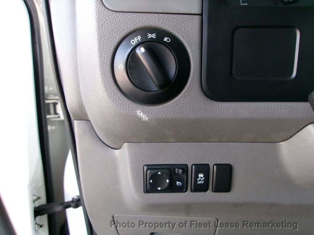 Used 2016 Nissan NV 2500 SV w/ Technology Package image 35