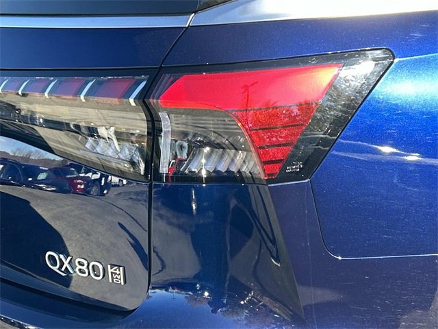 Certified 2025 INFINITI QX80 Sensory image 12