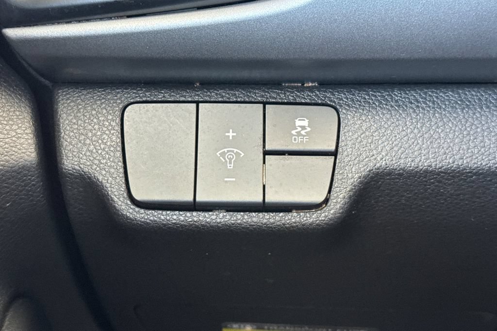 Used 2021 Kia Rio S FWD image 30