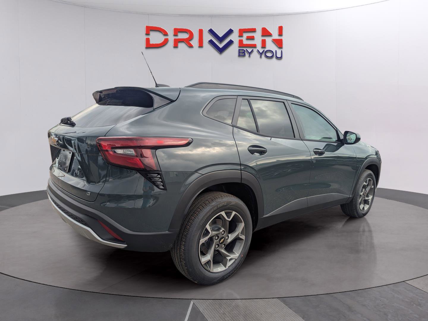 New 2026 Chevrolet Trax LT w/ Driver Confidence Package image 5