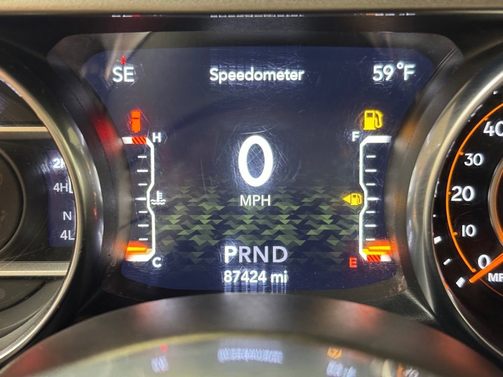 Used 2019 Jeep Wrangler Unlimited Sahara image 31