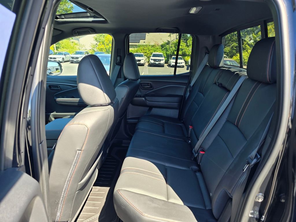 Certified 2025 Honda Ridgeline TrailSport image 9