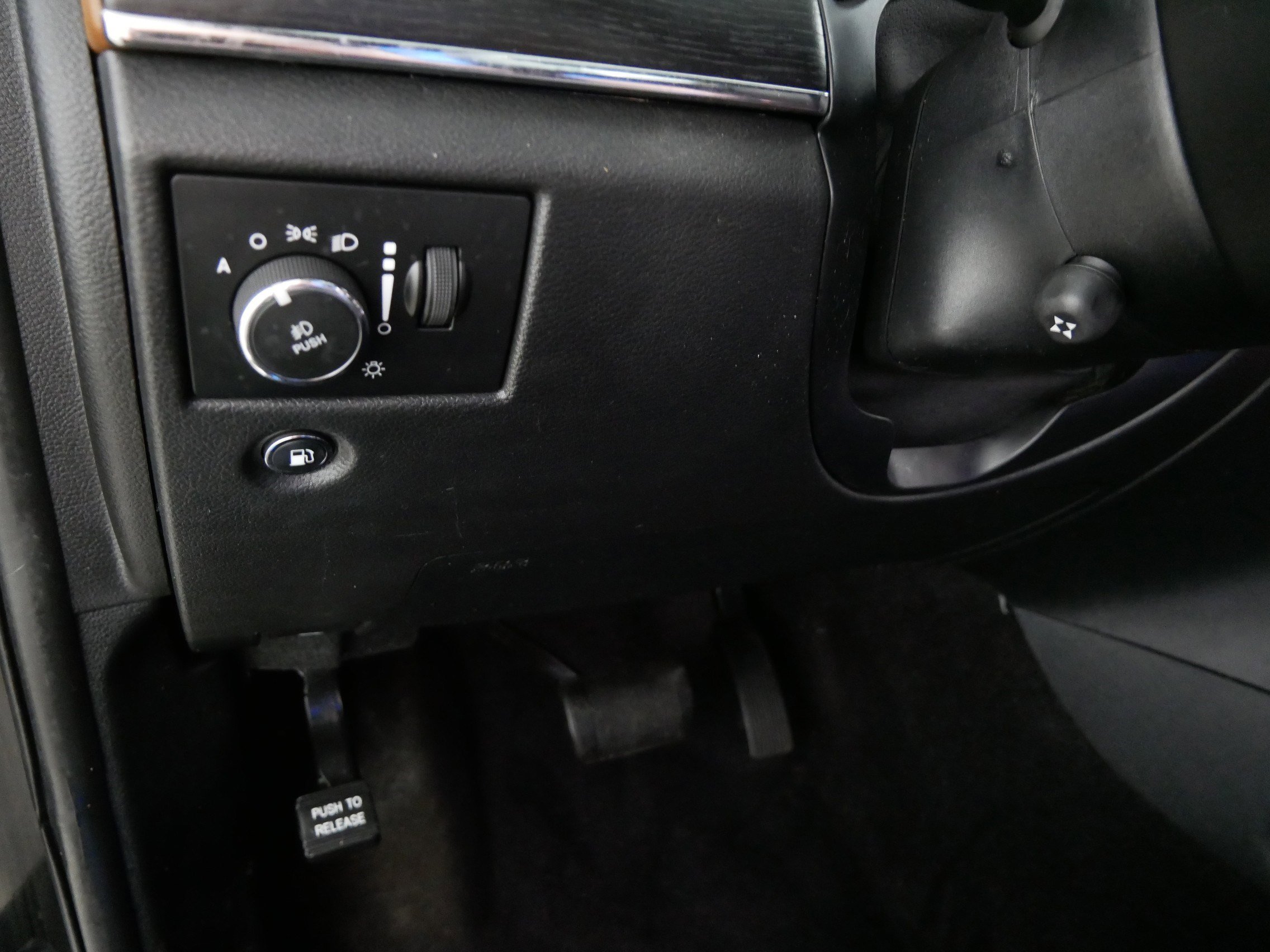 Used 2017 Jeep Grand Cherokee Summit AWD/4WD image 26