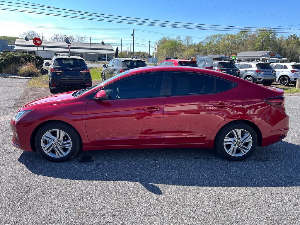 Used 2020 Hyundai Elantra SEL w/ Convenience Package (C2) FWD image 2