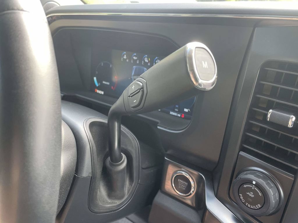 Certified 2024 Ford F250 Lariat w/ Lariat Ultimate Package AWD/4WD image 17