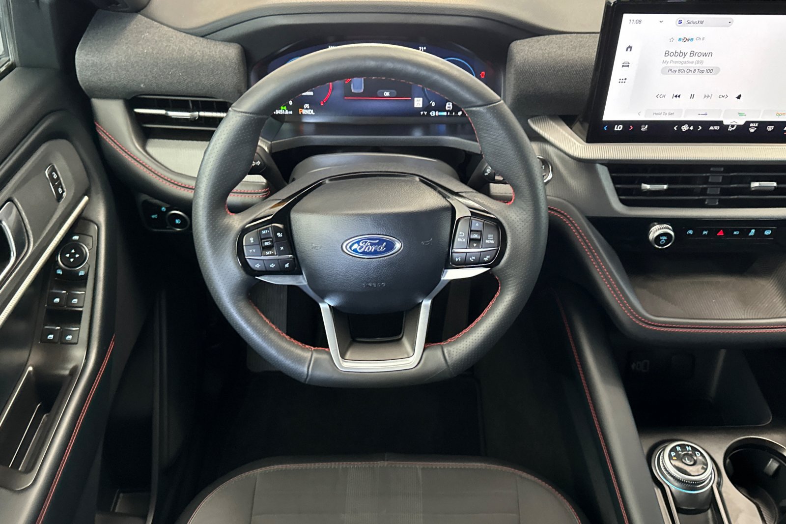 Certified 2026 Ford Explorer ST-Line w/ ST-Line Street Pack AWD/4WD image 17