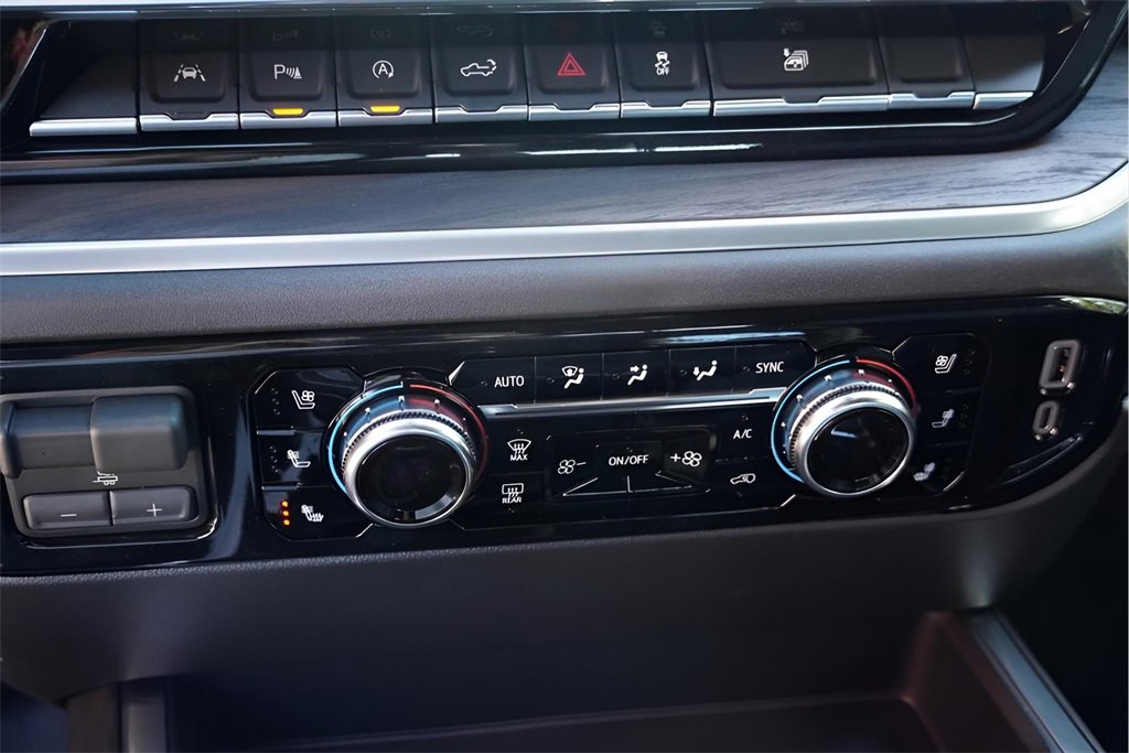 New 2026 GMC Sierra 1500 SLT image 12