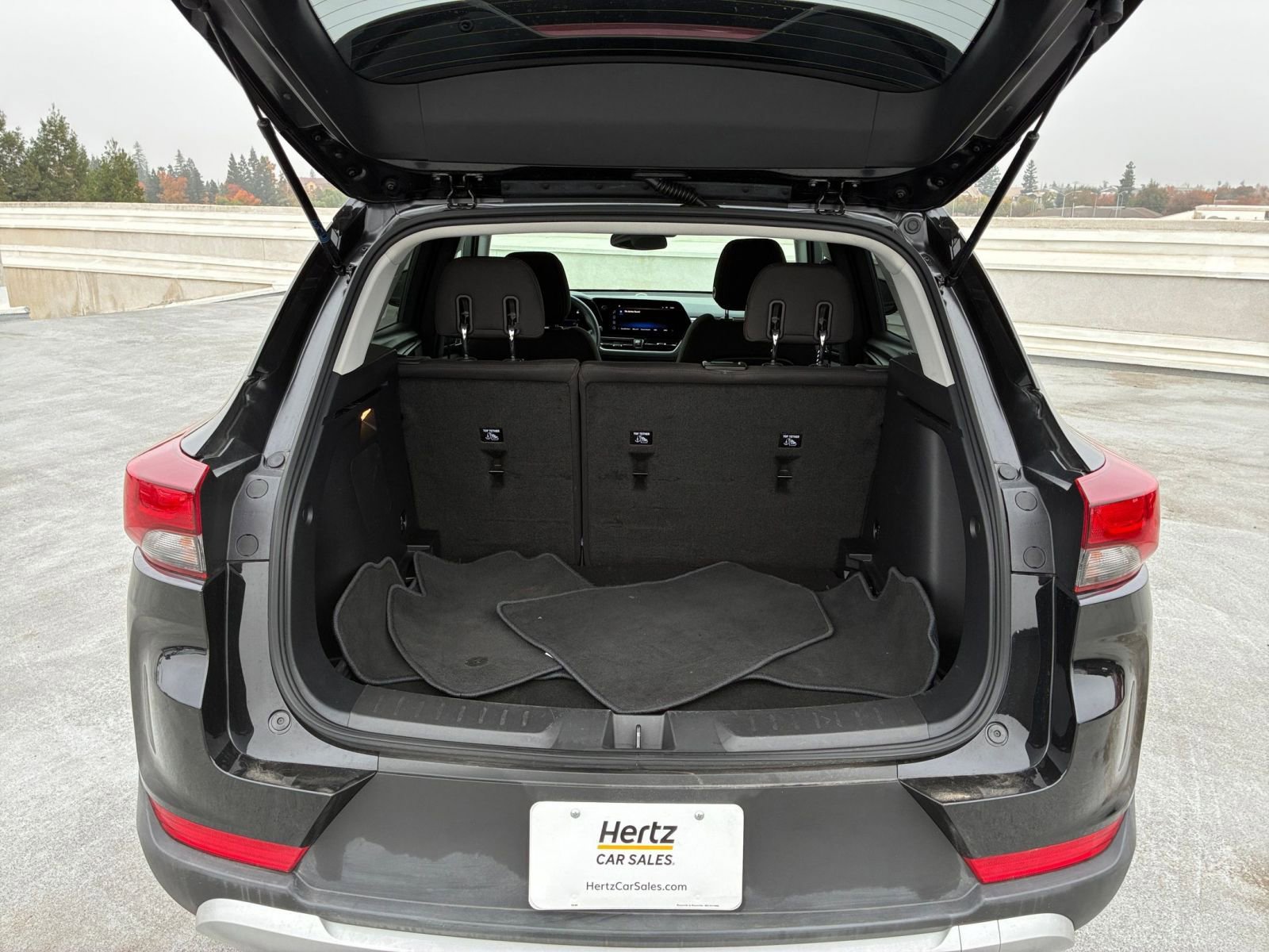 Used 2025 Chevrolet TrailBlazer LT image 29