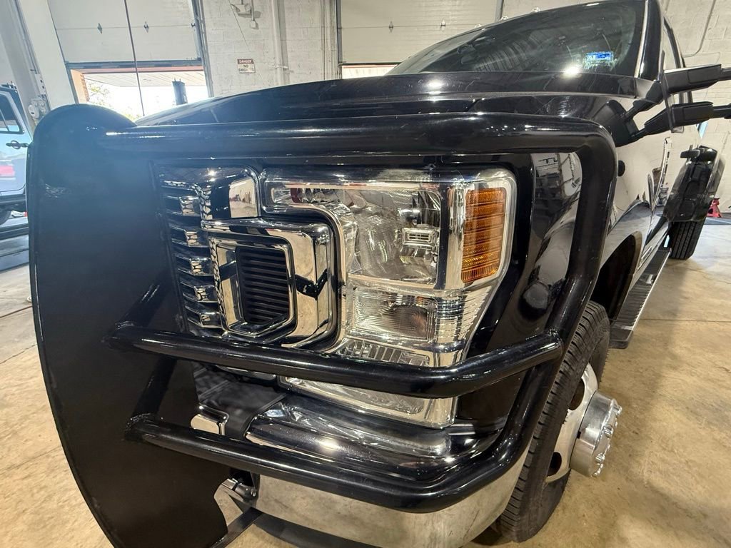 Used 2020 Ford F350 XL w/ STX Appearance Package AWD/4WD image 8