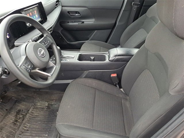 Used 2025 Nissan Kicks S image 23