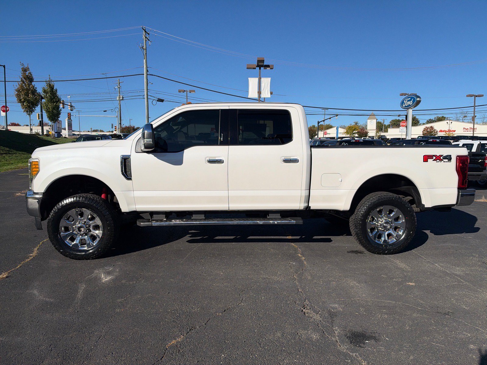 Used 2017 Ford F250 Lariat w/ Lariat Ultimate Package AWD/4WD image 5