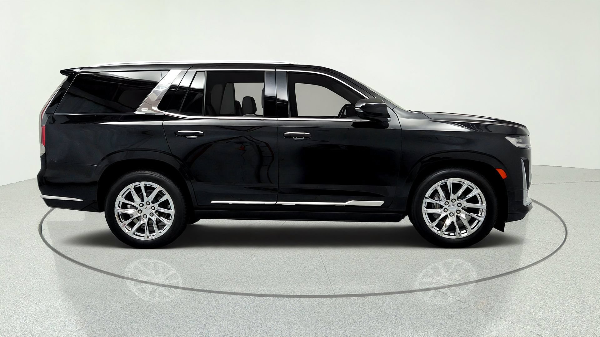 Certified 2023 Cadillac Escalade Premium Luxury w/ LPO, Radiant Package AWD/4WD image 6