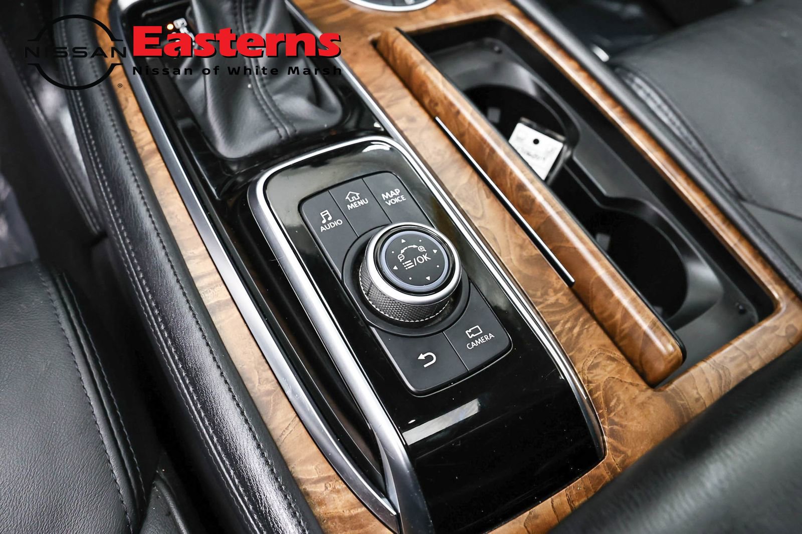 Used 2024 Nissan Armada SL AWD/4WD image 20